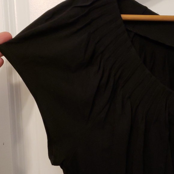 Ladies top - Picture 6 of 9